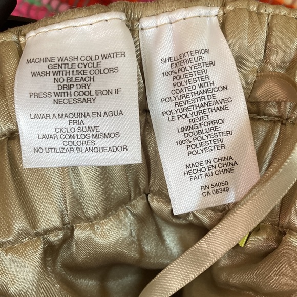 Rachel Roy®️ Gold Brushed Soft Faux Leather Skirt with HandPockets NWOTs - Picture 6 of 7